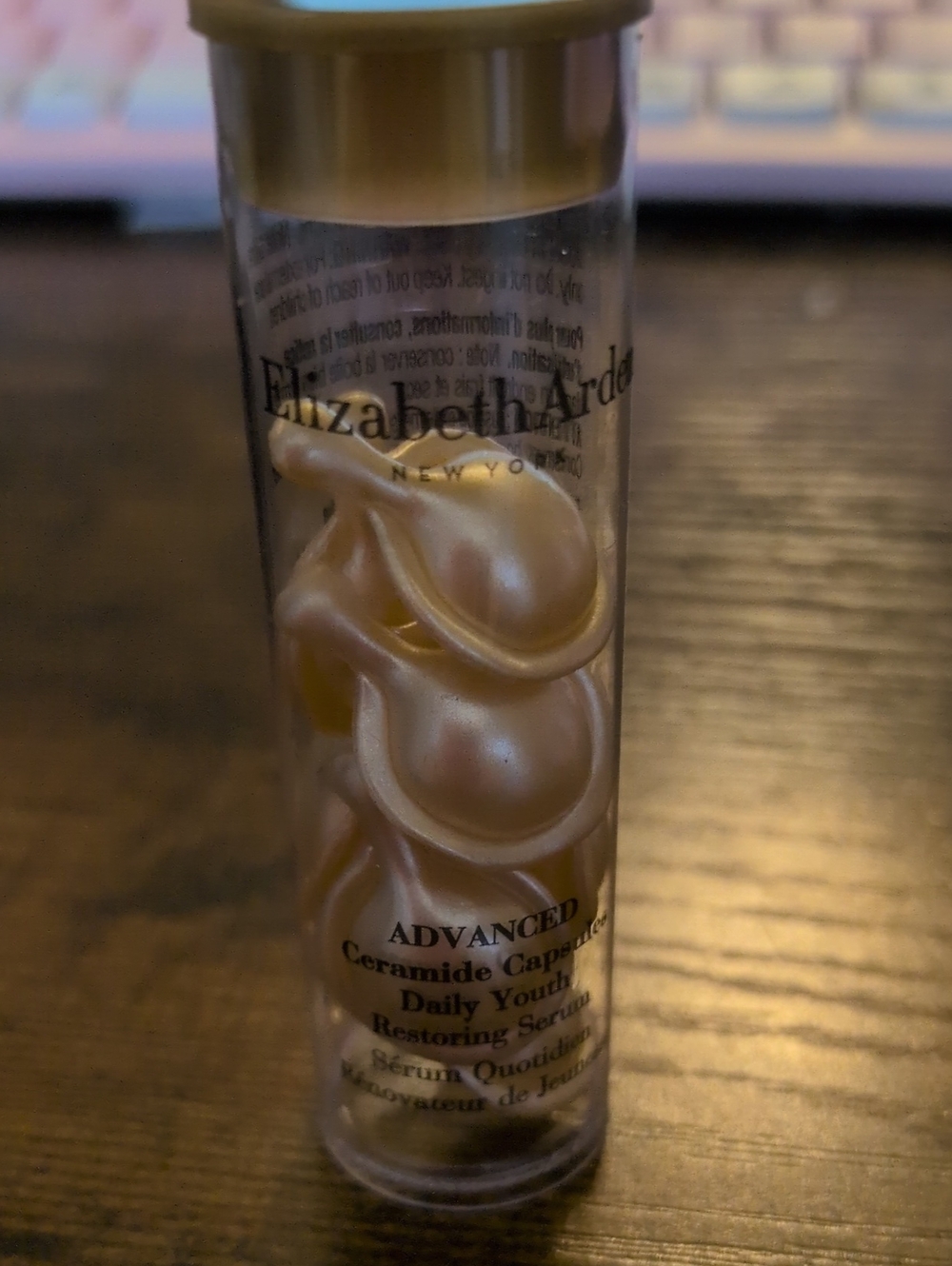 Elizabeth Arden Ceramide Capsules in Pearlescent Gold